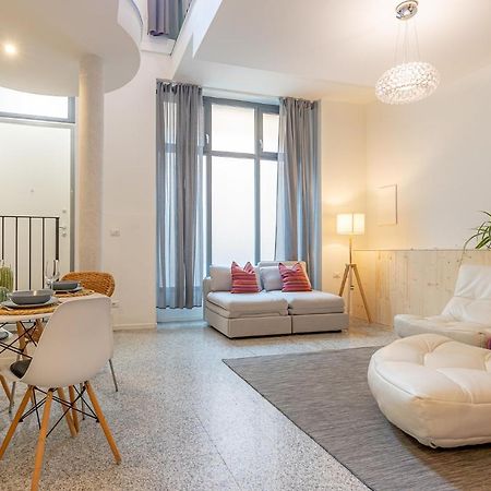 Moderno Loft A Due Passi Dal Lago Apartment Torno Exterior photo