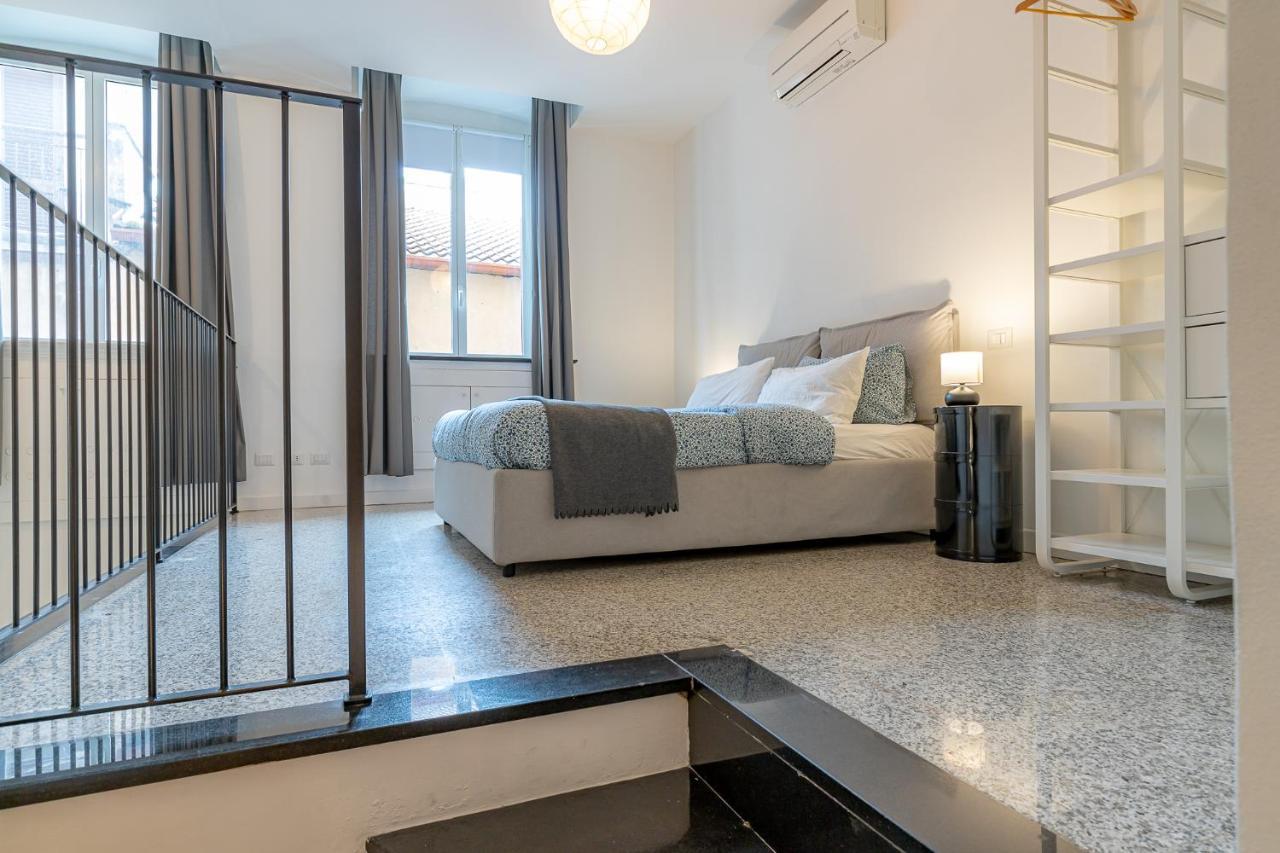 Moderno Loft A Due Passi Dal Lago Apartment Torno Exterior photo